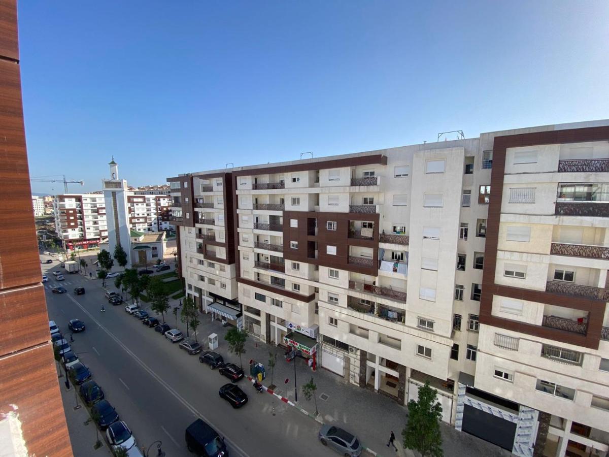 La Perle Du Detroit : Appartement Familial A Mesnana Golf Tanger. Bagian luar foto